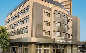 Plaza Inn Augustus - Downtown